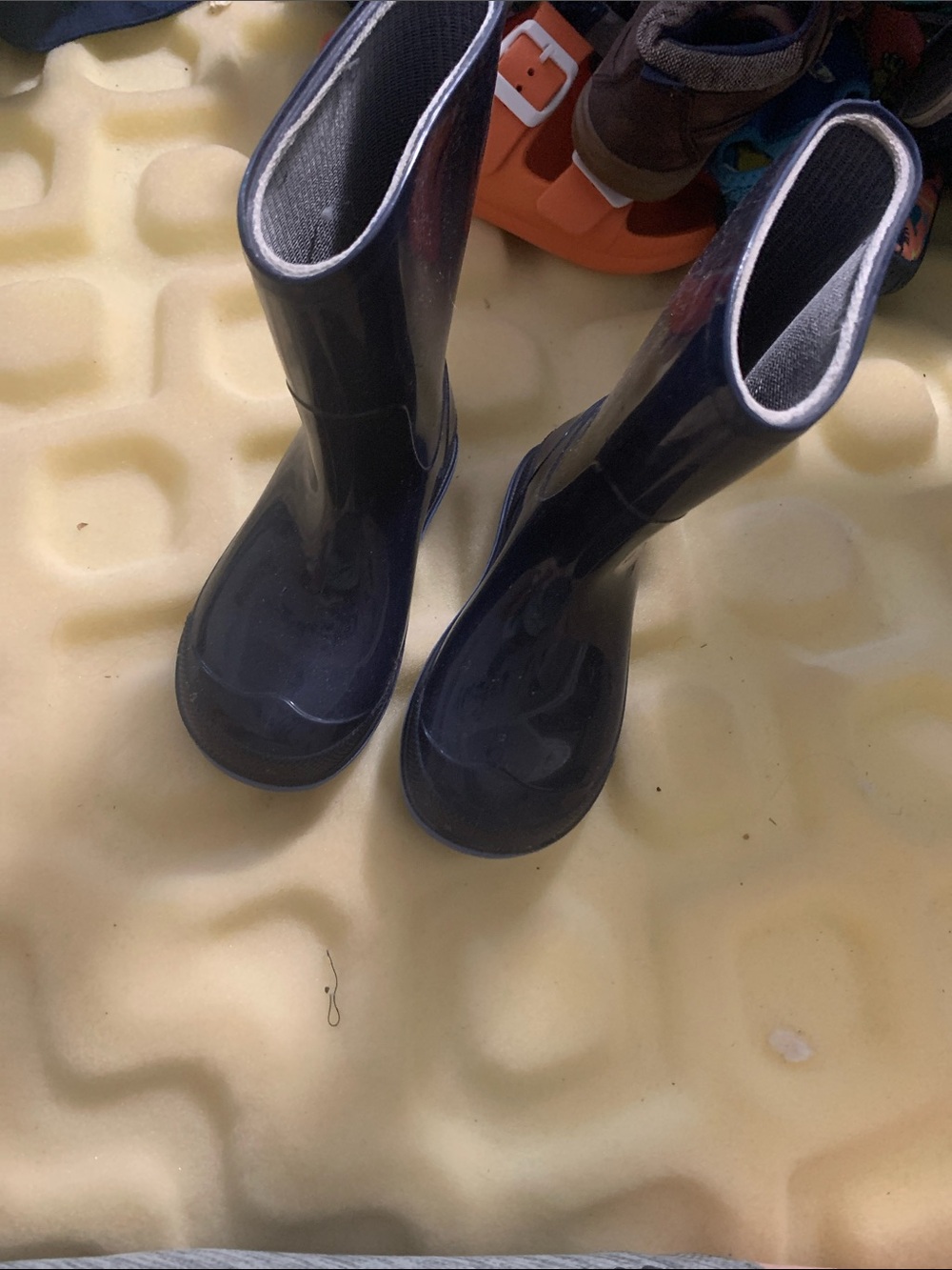 Kids Navy Gloss Rain Boots
